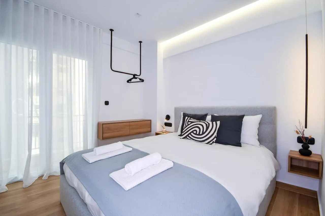 Luxury Downtown Apartment C2 Selanik 0*,