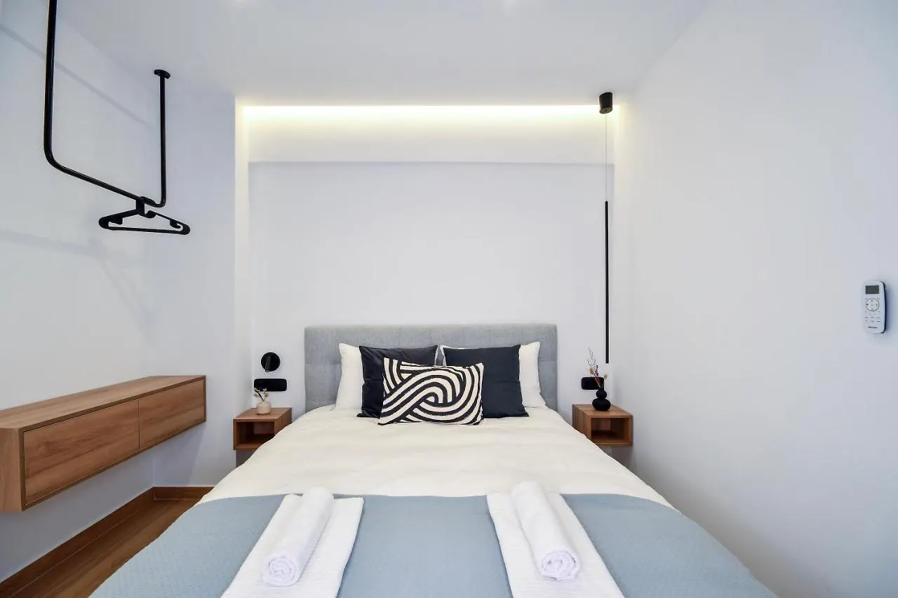 Luxury Downtown Apartment C2 Selanik